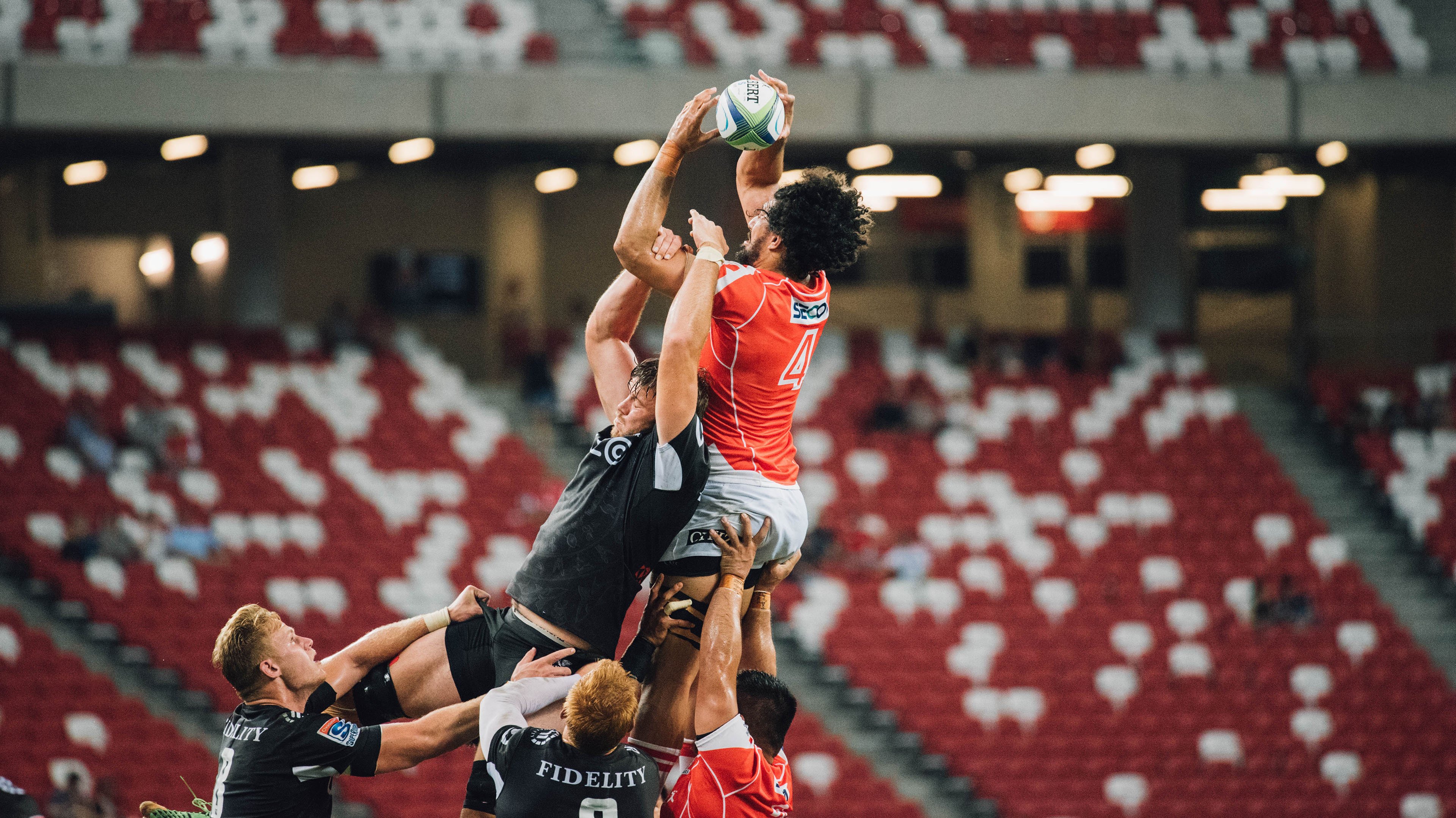 “家长与孩子同跑，牛仔3K亲子跑带来欢乐无限”